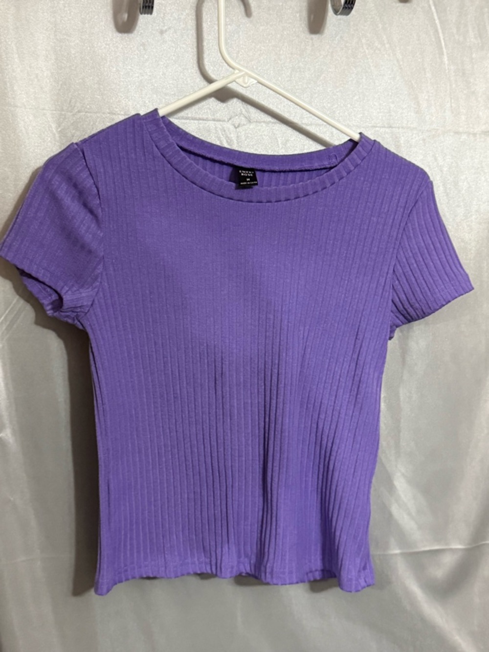 Women's Ribbed Short Sleeve Tee in Violet